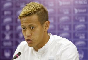 本田圭佑:几次交手巴西都被收拾得挺惨 在顺风时突然被哐哐进球