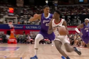 蜘蛛直播_蜘蛛免费NBA在线直播_蜘蛛足球无插件高清观看