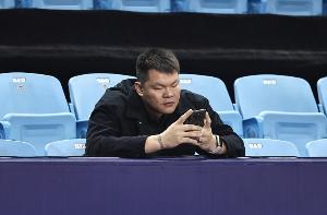 媒体人:广东算是彻底重建了 不知道宏远想好没有 这波影响很深远