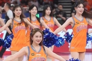 足球直播_足球免费观看直播在线_足球高清视频无插件