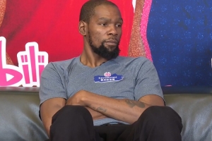 KD:2019总决赛勇士没人逼我复出 这是我自己做的决定&我从不后悔