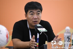 刘俊威:会秉承着职业态度和职业精神,全力以赴踢每一场球